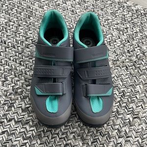 Shimano // Women’s Cycling Shoes